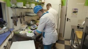 На ножах: кафе «Маяк»