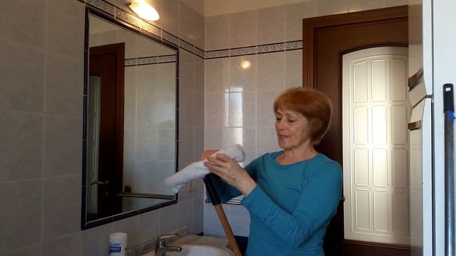 Как я быстро мою стены в ванной комнате. смотреть онлайн