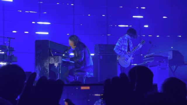 The Smile,  (2) Thom Yorke And Jonny Greenwood From Radiohead Live At San Francisco; 12-18-2022