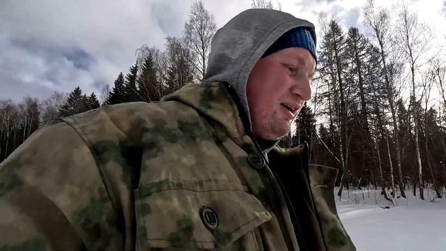 СКОЛЬКО ЛУНОК НА 1 БАТАРЕЕ? Обзор на САМЫЙ БЮДЖЕТНЫЙ шуруповёрт для ледобура на рынке! смотреть онлайн