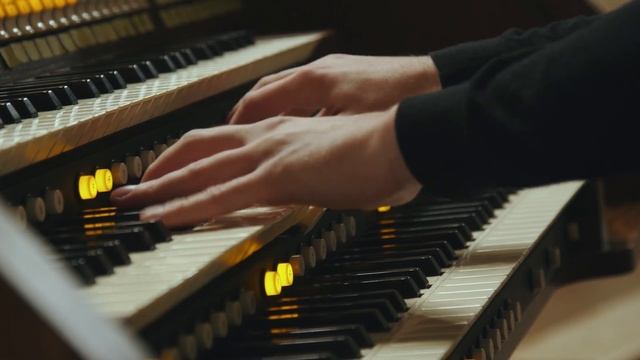 Л. Бетховен. Лунная симфония для органа – Анонс концерта в Соборе на Малой Грузинской смотреть онлайн