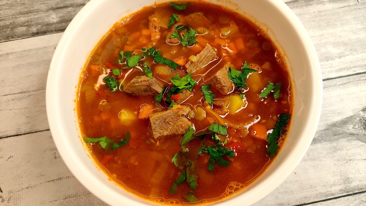 Очень вкусный ЧЕЧЕВИЧНЫЙ СУП! смотреть онлайн