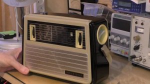 Радиоприёмник ВЭФ - СПИДОЛА (VEF - SPIDOLA) 1967 г. Восстановление корпуса