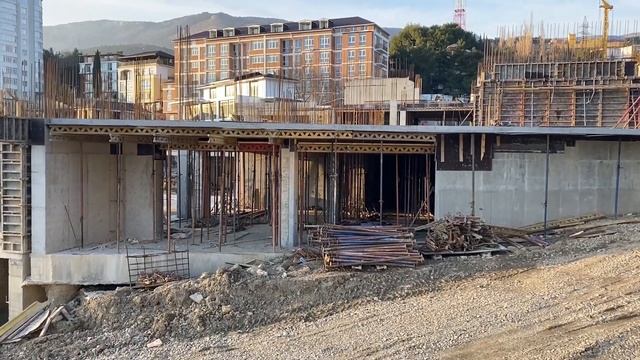 Ялта. ЗАЗАБОРЬЕ-2. Строительные зигзаги. Крым 2023. смотреть онлайн