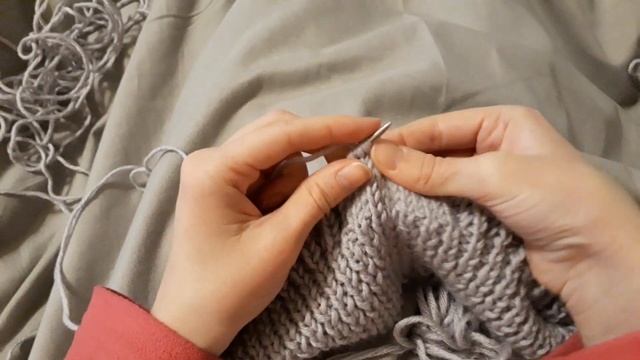 Свитер с большим воротником. Часть 1 - спинка. Вязание спицами смотреть онлайн