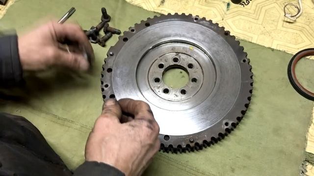 Шум (стук) в сцеплении на холостых оборотах на Renault Laguna II. Устранение. смотреть онлайн