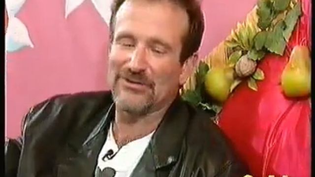 Robin Williams chat with Paula Yates on Big Breakfast смотреть онлайн