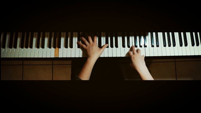 River flows in you by Yiruma - piano cover Veronique Bracco смотреть онлайн