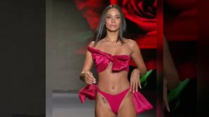 Красивая девушка