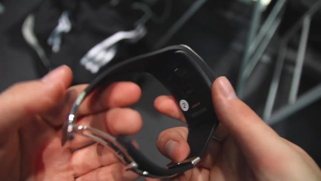 Samsung Gear S Hands-On (Deutsch) | SwagTab смотреть онлайн