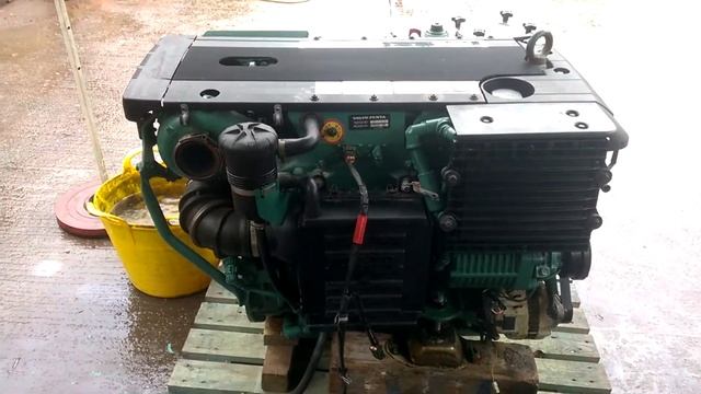 Volvo Penta D4-260 Demo Run Out Of Boat
