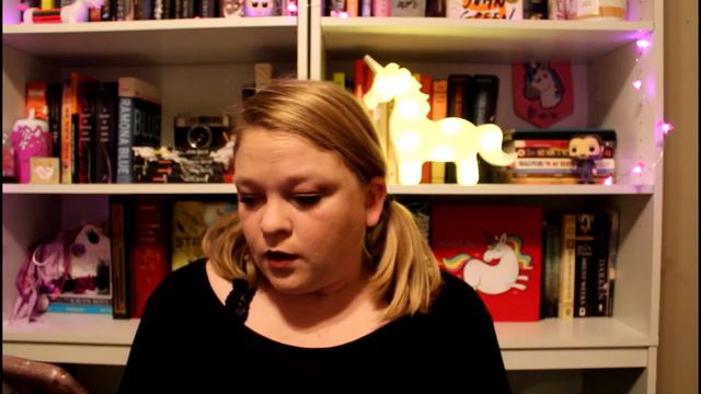 DRUNK BOOK TAG | This Unicorn Reads смотреть онлайн