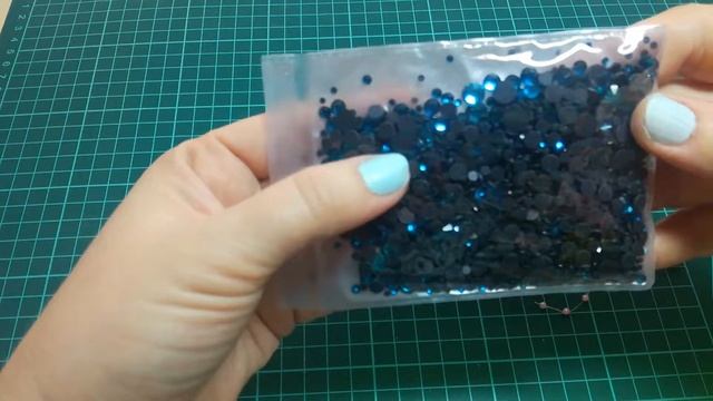 Стразы, декоративная леска для фотоальбомов? смотреть онлайн