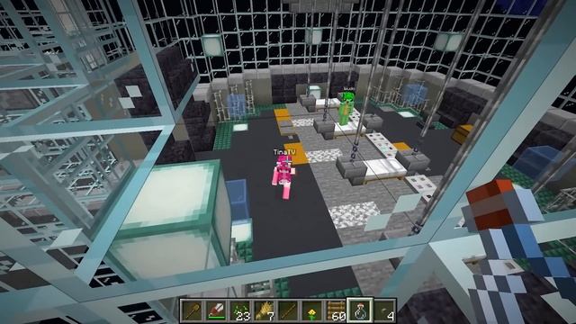 Locking Friends in SPACE For 24 HOURS in Minecraft! смотреть онлайн