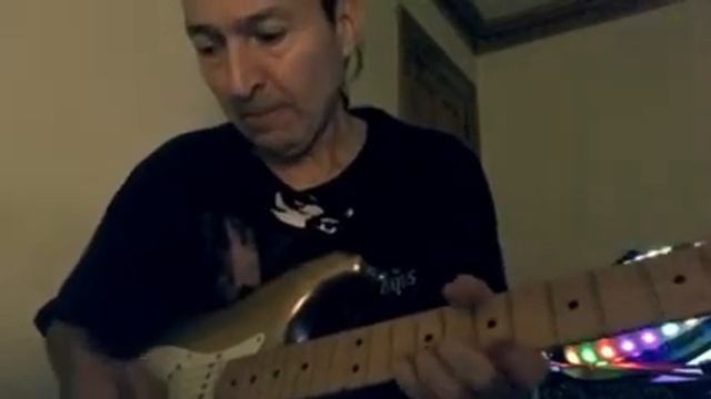WHOOMP! THERE IT IS , FENDER STRAT , TAG TEAM смотреть онлайн