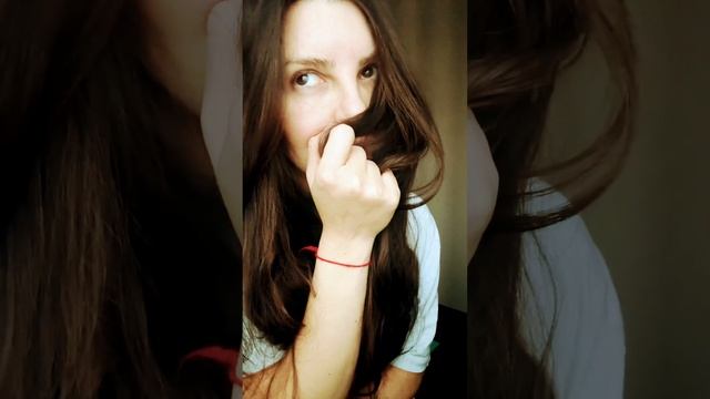 ЧТО НУЖНО ЧТОБЫ СТАТЬ КРАСИВОЙ? Принимать и восхищаться красотой других, только искренне! …. смотреть онлайн