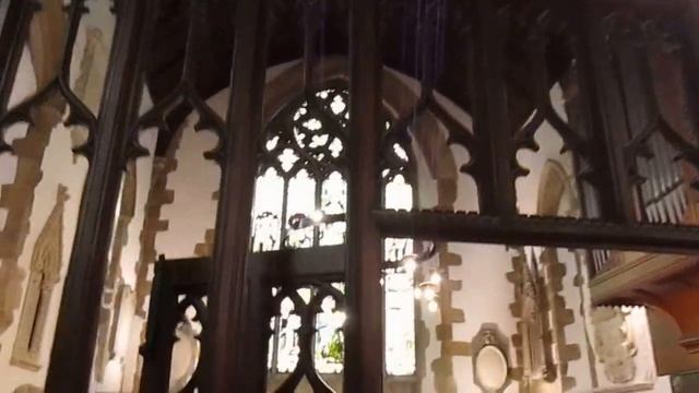 Shakespeare Grave In Holy Trinity Church Stratford Upon Avon