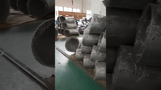 warehouse for the big size ss pipe fittings смотреть онлайн