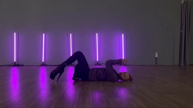 Strip choreo by Abramova Iana / @6LACKOfficial - Luving U смотреть онлайн