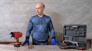 Пистолет для связки арматуры «Интерскол».