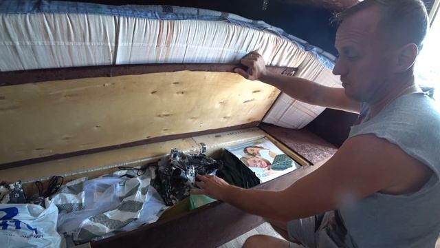 На море с самодельным Вкладышем на 5 человек. смотреть онлайн