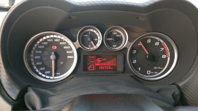Alfa Romeo MiTo blow off and turbo flutter sound смотреть онлайн