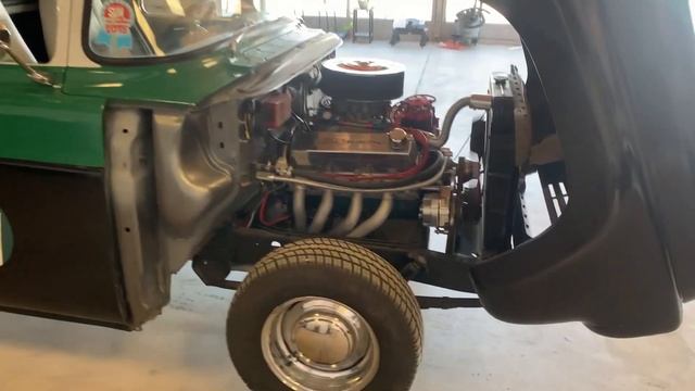 1957 Ford F100 Custom смотреть онлайн