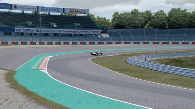 Audi R8 LMP1 at Suzuka in Assetto Corsa смотреть онлайн