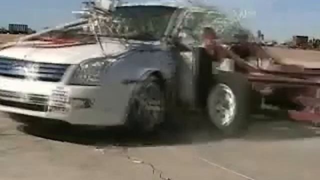 Crash Test of 2007 Ford Fusion 4-DR. w/SAB смотреть онлайн