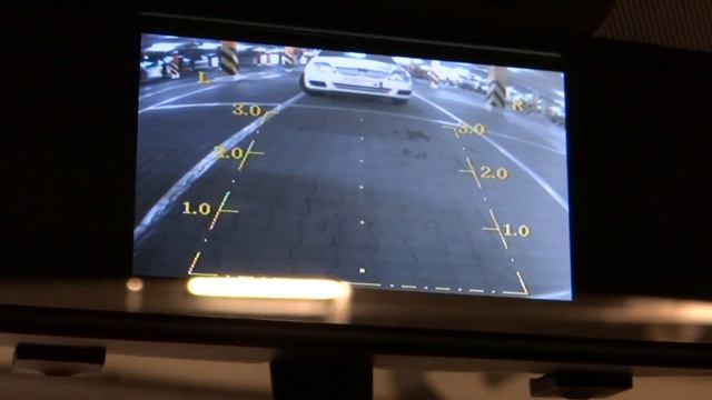 Kamera cofania, monitor w lusterku wstecznym. Mazda 6 смотреть онлайн