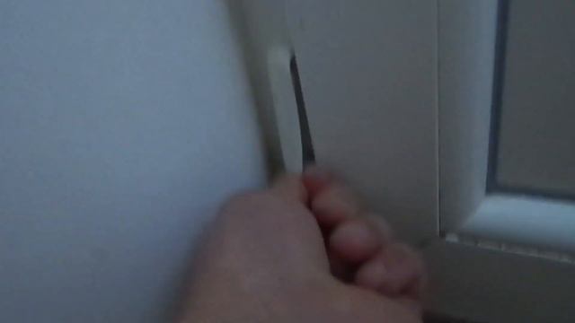 Не открывается балконная дверь или окно на проветривание? Мы знаем что делать! смотреть онлайн