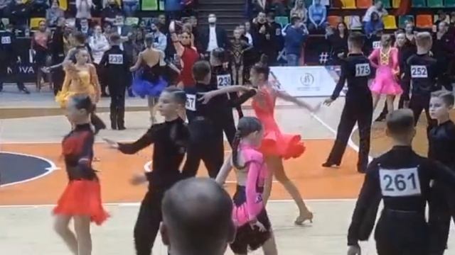 что такое Спортивные Бальные танцы ? смотреть онлайн