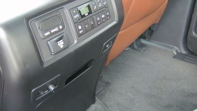 2013 Toyota Sequoia Platinum смотреть онлайн