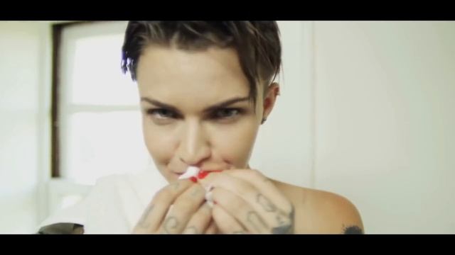 RUBY ROSE // Lund - Broken смотреть онлайн