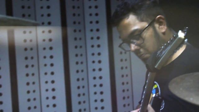Hourglass Guitar Cover- Ishwar Hariharan смотреть онлайн