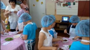 Делаем конфеты с детьми Как приготовить конфеты Простой рецепт