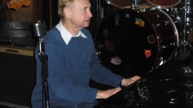 Ezra Charles Blues Band смотреть онлайн