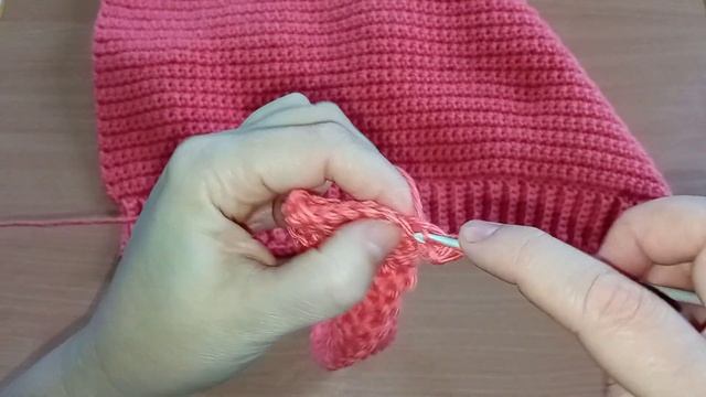 Начинаем вязать свитер крючком