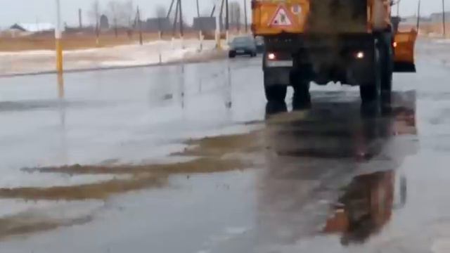 Вот так посыпают дороги в Костанайской области смотреть онлайн