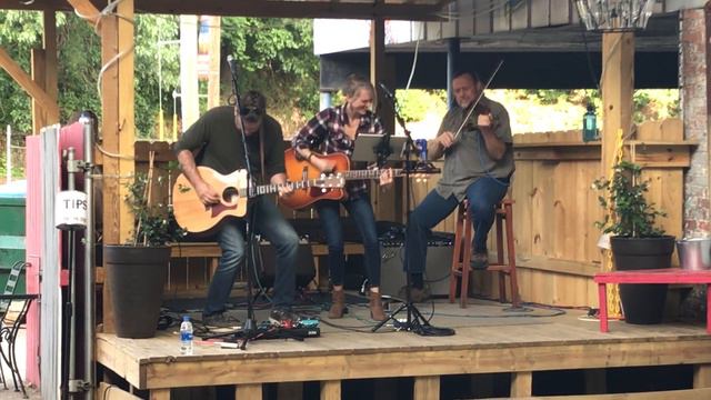 Hope Griffin, Eric Congdon and Paul McIntire at the Grey Eagle in Asheville NC смотреть онлайн