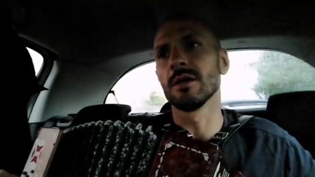 "Конь" - Любэ на гармони смотреть онлайн
