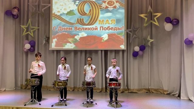 Д. Покрасс. Казаки в Берлине. Ансамбль барабанщиков. смотреть онлайн