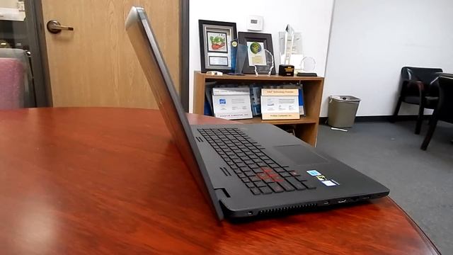 Asus GL752VW-DH71 Laptop смотреть онлайн