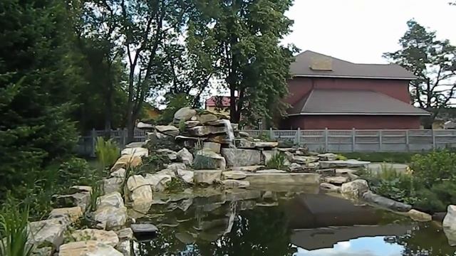 Декоративный водоём с водопадом. ЛандшафтСити-Урал смотреть онлайн