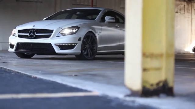 Mercedes-Benz CLS 63 AMG смотреть онлайн