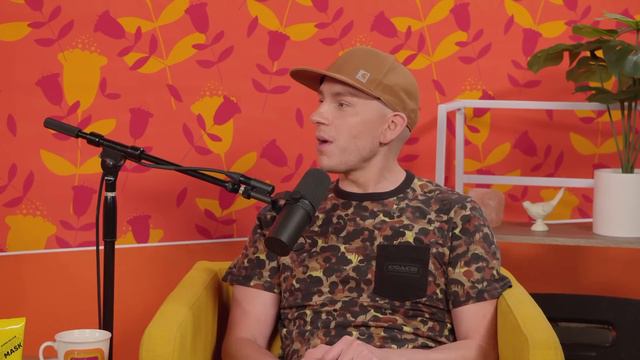 THIS B*TCH CAME BALD | Drew Afualo ft. Trixie Mattel | THE COMMENT SECTION EP 27 смотреть онлайн