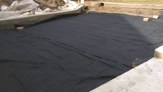 Как побороть сорняки на заезде из щебня? смотреть онлайн