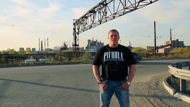 Безумный Макс вызывает Дацика на бой смотреть онлайн