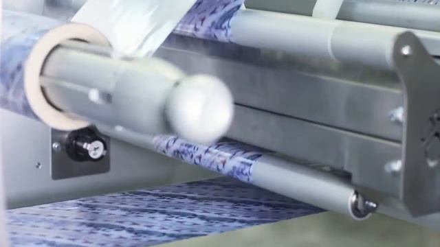 Упаковка хлебцев на итальянском упаковочном оборудовании SR 500, производства SIGITASPAK