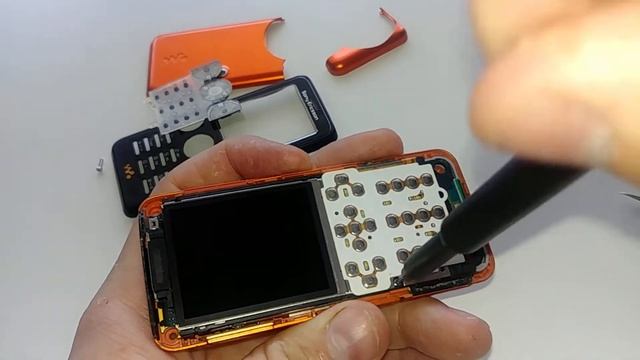 Sony Ericsson W610i Demontaż/naprawa W 3 Minuty